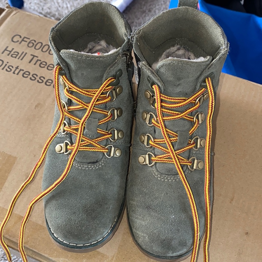 Kids Ugg boots